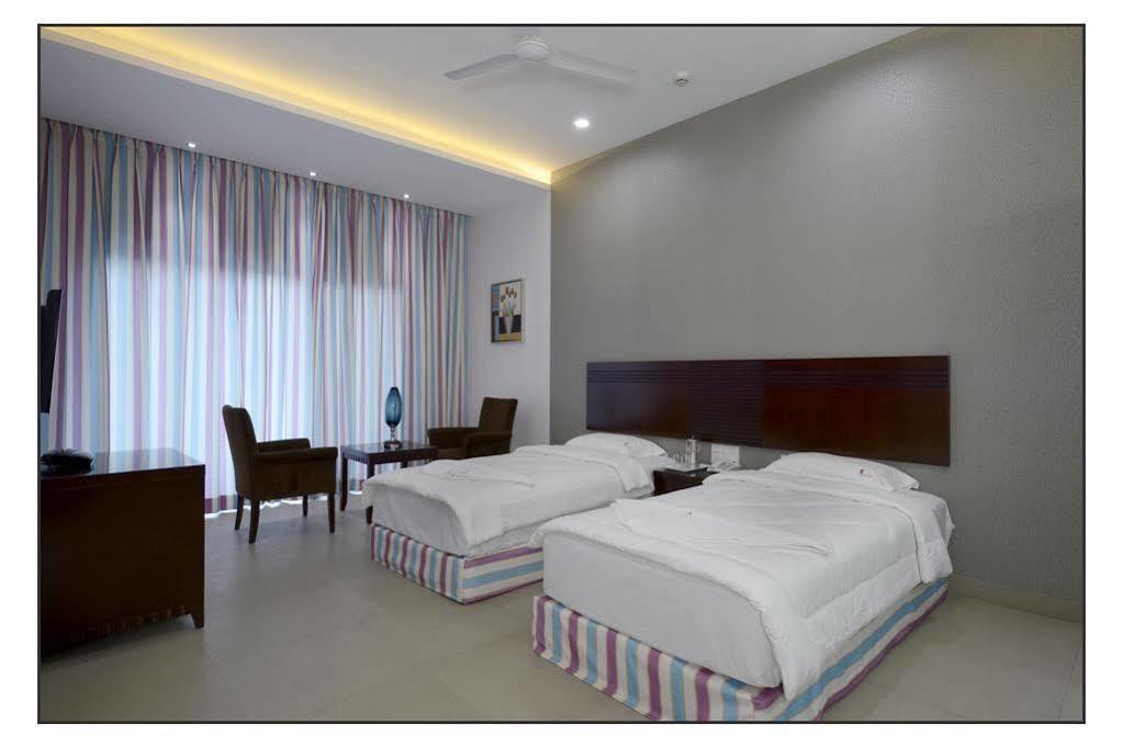 กษิติช แอน อพาร์ตเมนต์ โฮเต็ล Aparthotel ปูเน่ ภายนอก รูปภาพ