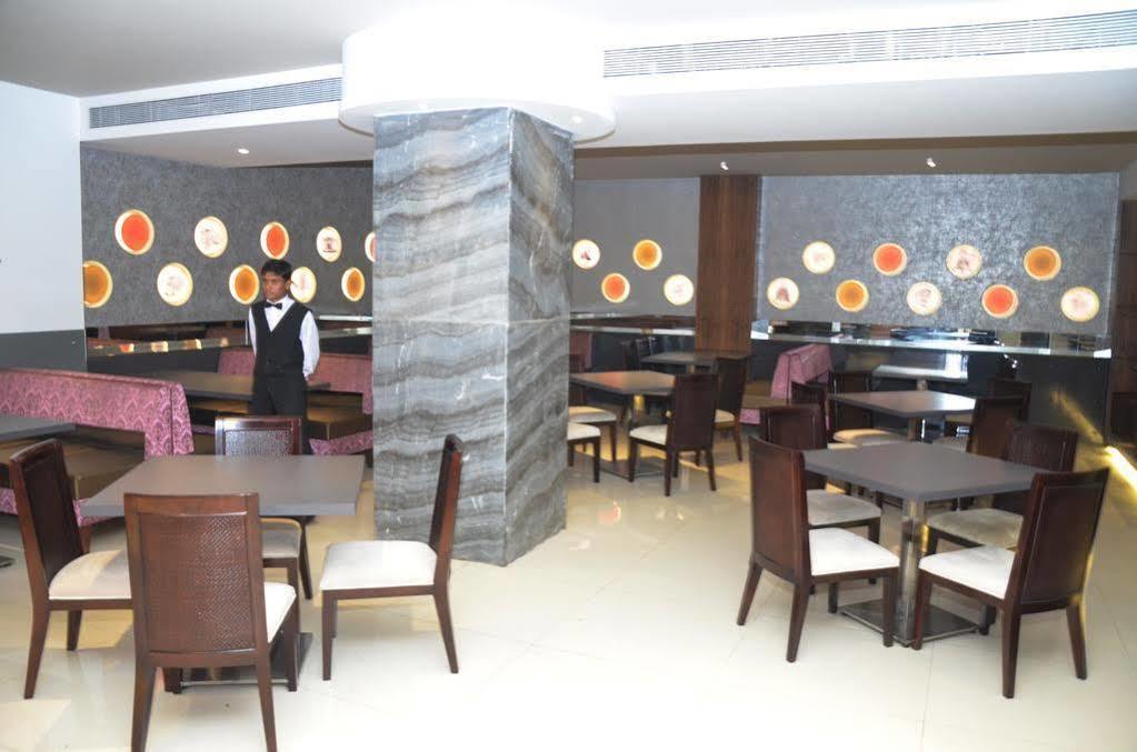 กษิติช แอน อพาร์ตเมนต์ โฮเต็ล Aparthotel ปูเน่ ภายนอก รูปภาพ